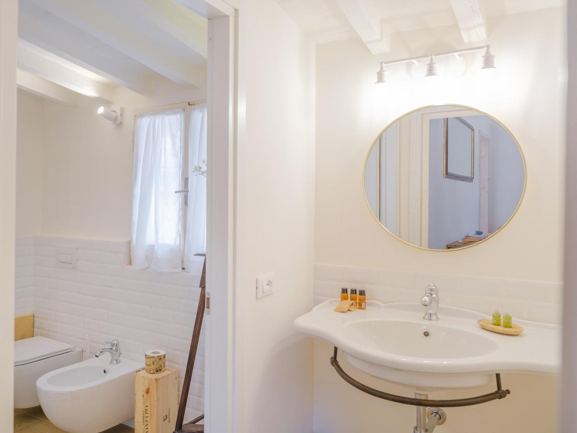 Nugolo Atelier - Light & Charm In Oltrarno