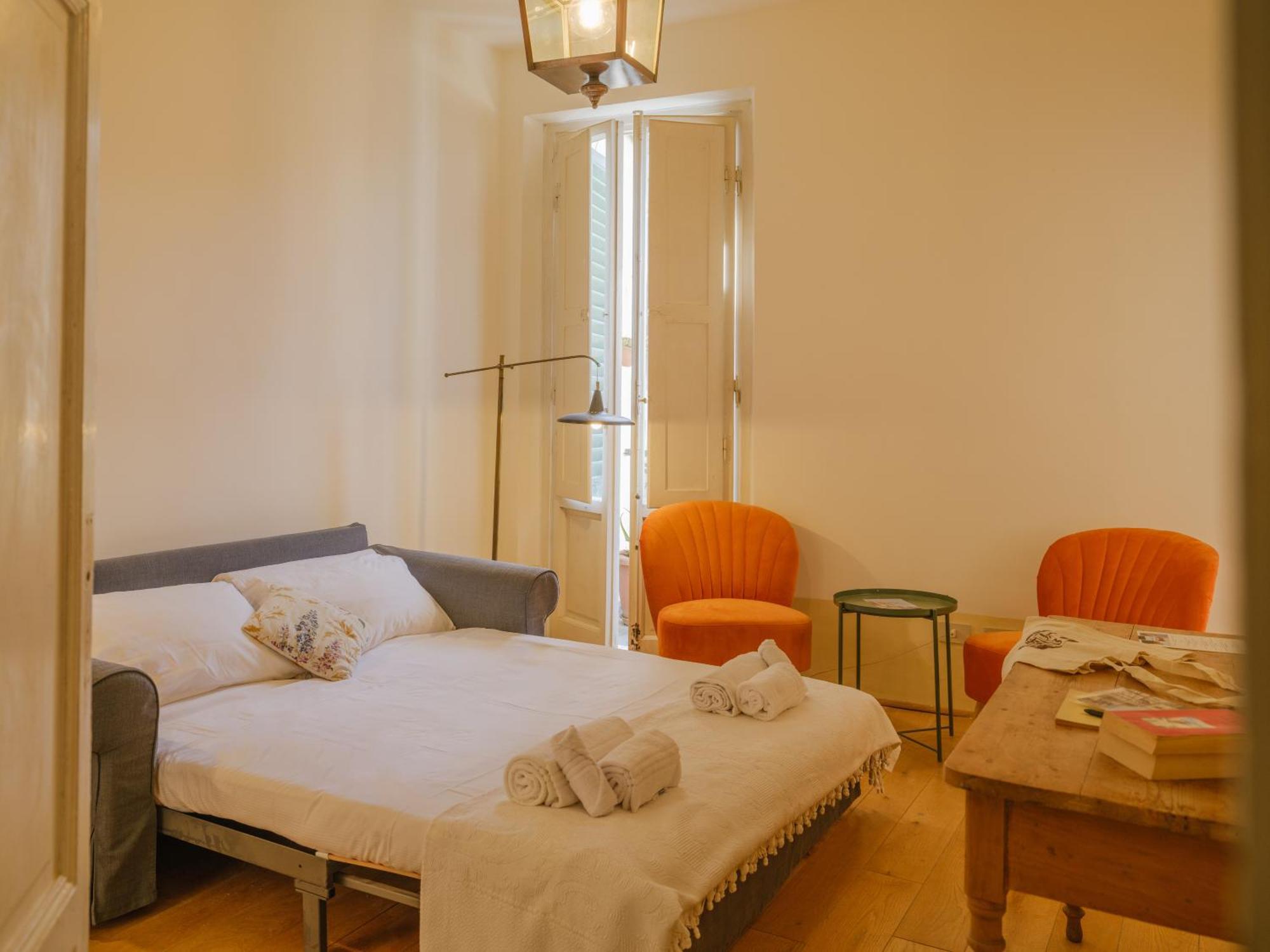 Nugolo Atelier - Light & Charm In Oltrarno